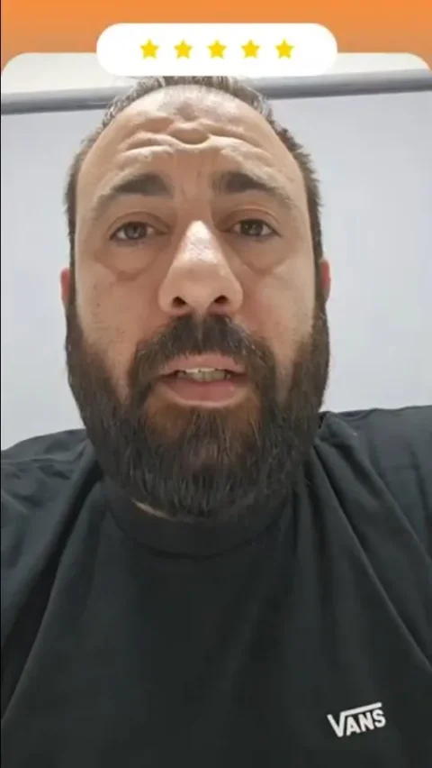 Costantinos, Ecommerce business owner, recording a video review for ECLETE